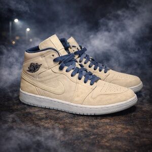 Nike Air Jordan 1 Mid SE Sanddrift